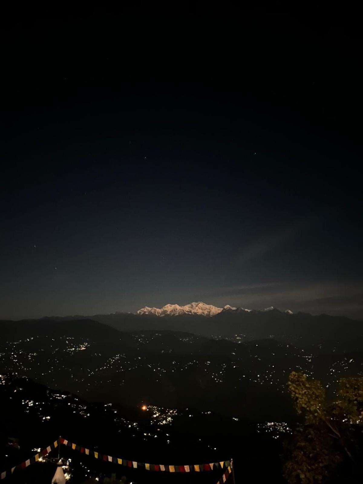 The English Cottage Darjeeling  Esterno foto